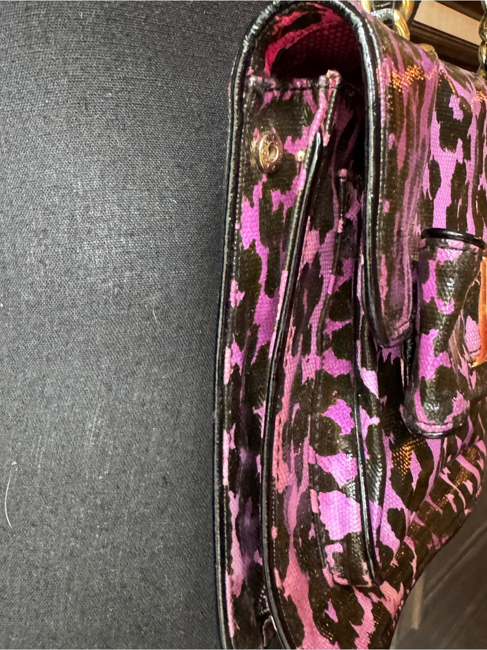 Betsey Johnson Purple and Black Leopard Shoulder Bag with Gold Chain - Picture 4 of 6